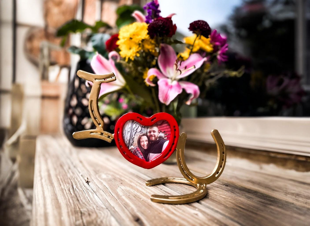 Horseshoe Picture Frame ❤️– Handmade Valentine’s Day Gift